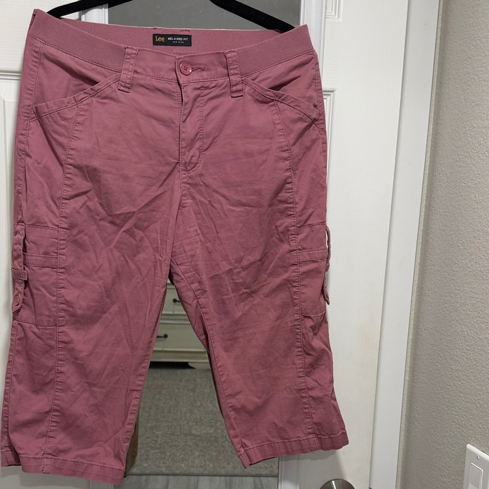 Lee Women's Dusty Rose Cargo Capri